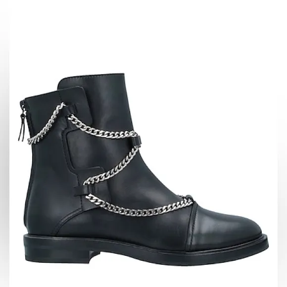 NEW‼️ With box $1,109 CASADEI Ankle Boots with chain details Size EU 36/US 5.5