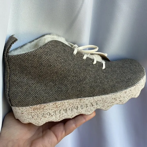 New!ASPORTUGUESAS Wool Ankle Boots