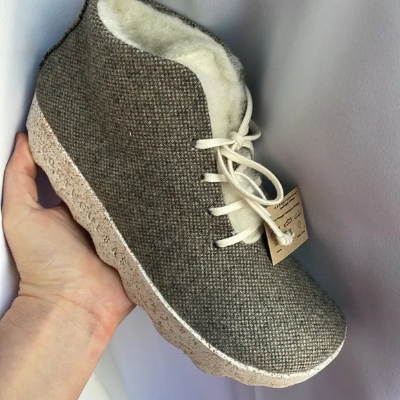 New!ASPORTUGUESAS Wool Ankle Boots