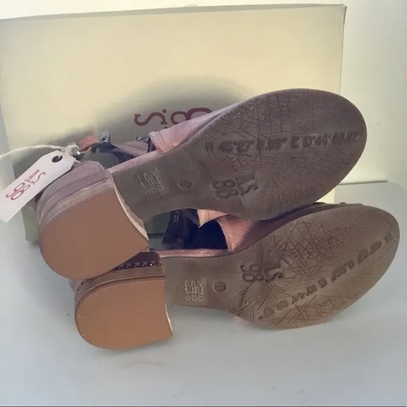 NIB A.S.98 Markie Sandal (38)