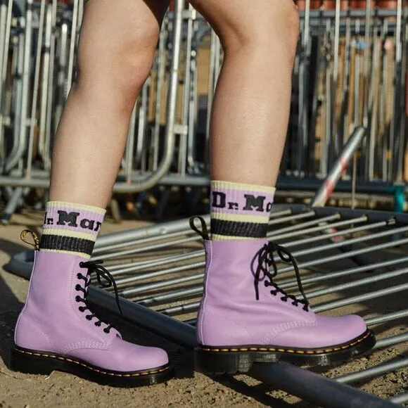 🩵NIB Dr. Martens Lilac Pascal Virginia Leather 1460 Boots Size 9