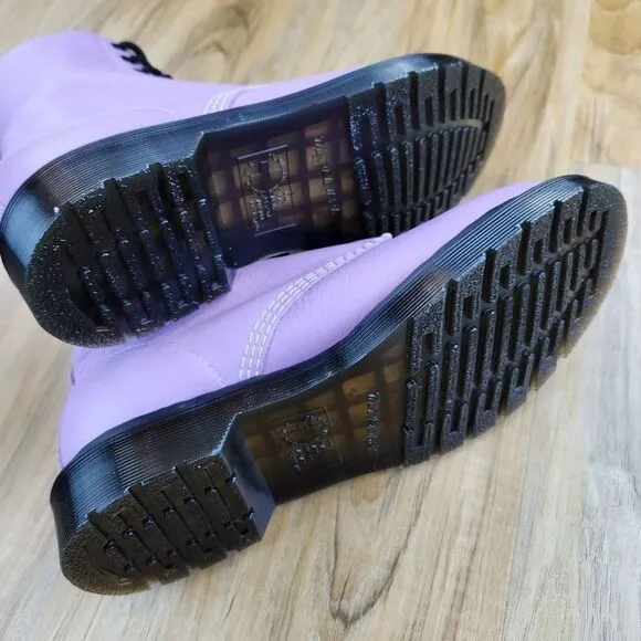 🩵NIB Dr. Martens Lilac Pascal Virginia Leather 1460 Boots Size 9