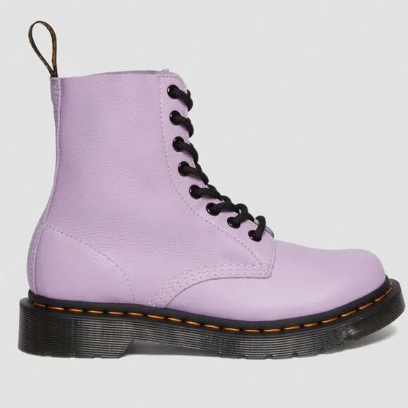 🩵NIB Dr. Martens Lilac Pascal Virginia Leather 1460 Boots Size 9