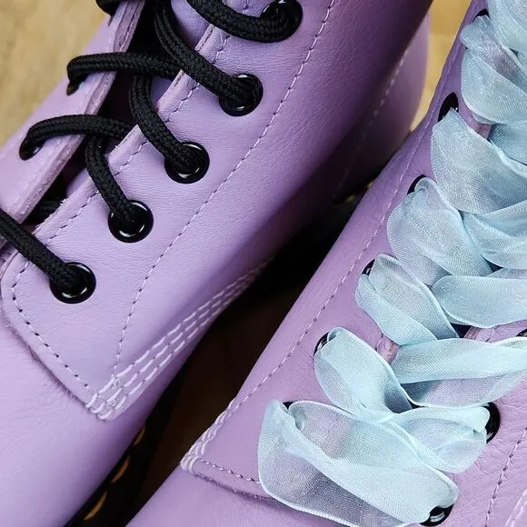 🩵NIB Dr. Martens Lilac Pascal Virginia Leather 1460 Boots Size 9
