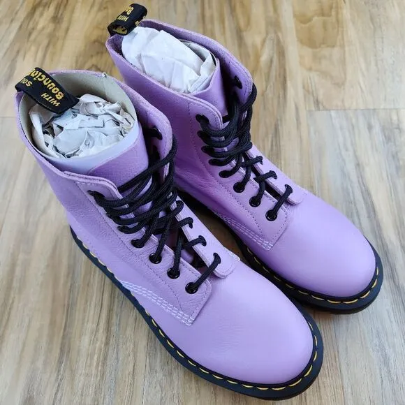 🩵NIB Dr. Martens Lilac Pascal Virginia Leather 1460 Boots Size 9