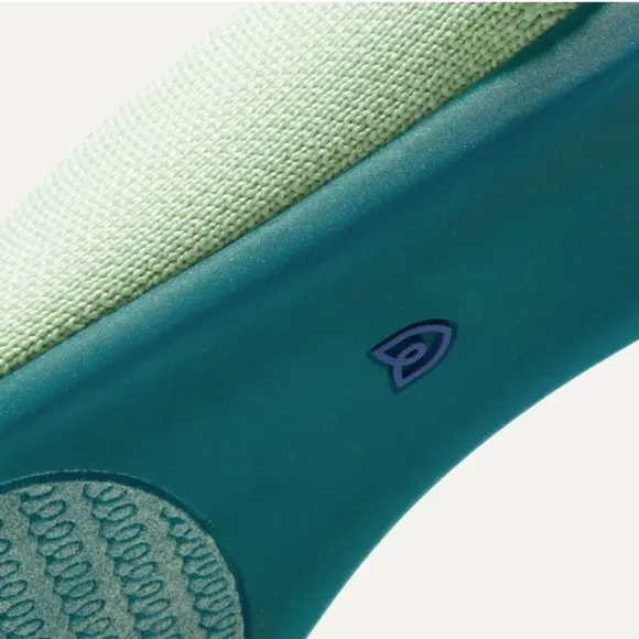 NIB Rothy's The Point Shoes in Sour Apple (SIZES 7   7.5) NWT / NIB