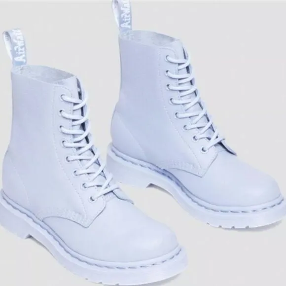🩵NIB Dr. Martens Zen Blue Mono Pascal Virginia Leather 1460 Boots Size 8