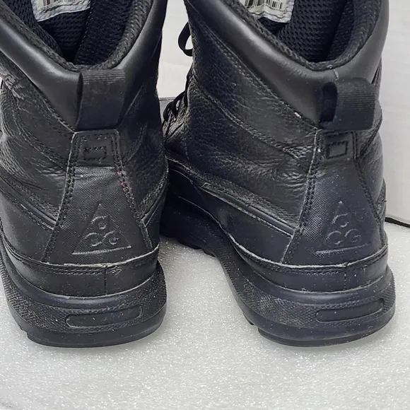 Nike ACG Woodside II 2 Black Sneaker Boots Hiking  Tactical 525393-090 Sz 10.5
