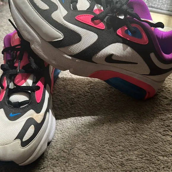 Nike Air 200 Shoes