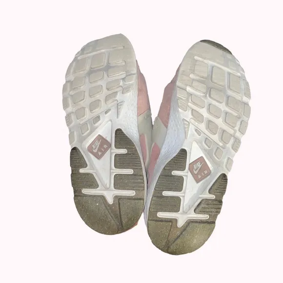 Nike Air Huarache Run Ultra N7 Pale Pink Sneaker *make offers *