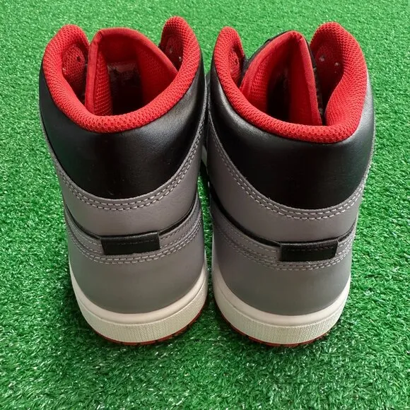 Nike Air Jordan 1 Mid Mens Basketball Shoes Gray DQ8426-006 VNDS Sz 10