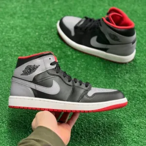 Nike Air Jordan 1 Mid Mens Basketball Shoes Gray DQ8426-006 VNDS Sz 10