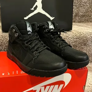 Nike Air Jordan 1 Trek shoes sneakers outdoor 2013 black 617344 010 Mens Size 8