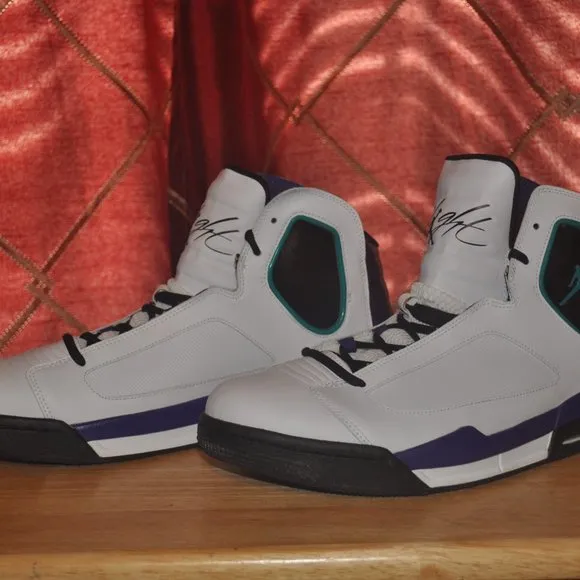 Nike Air Jordan Flight Luminary Men's Shoes White and Purple Size 13 No Box!