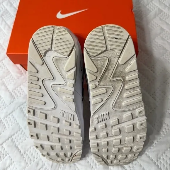Nike Air Max DH8010-01 Woman Lady Size 7 White Navy Athletic Sport Running Shoes