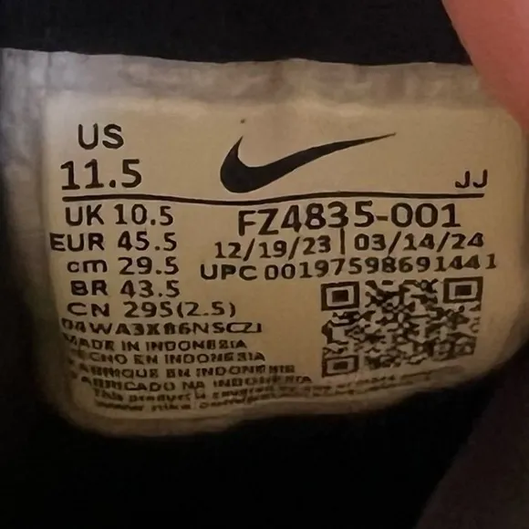 Nike Air Max Solo Michigan Wolverines Men's Shoe Size 11.5 #108
