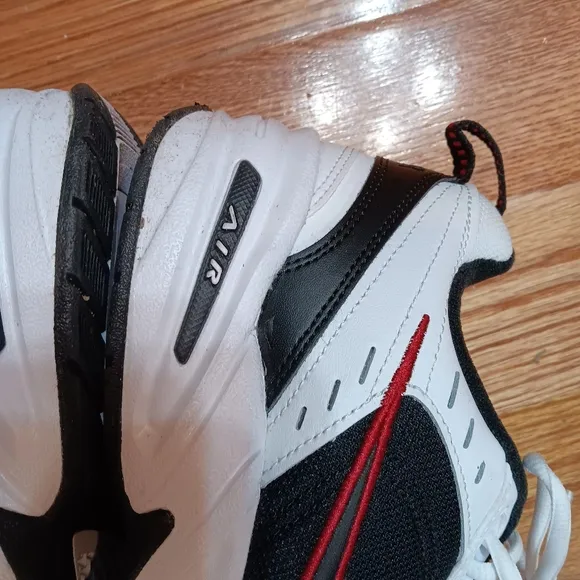 NIKE Air Monarch IV Shoes - White Black &amp;‎ Red - Men’s Size 9 Wide