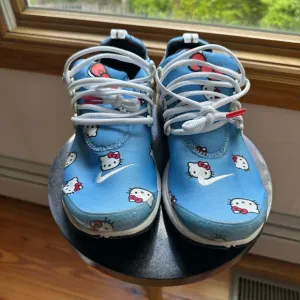 Nike Air Presto “Hello Kitty” - NEW - Size 8 EXCELLENT CONDITION