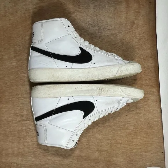 Nike Blazer Mid 77 Women’s Size 8 White Black CZ1055-100 Sneakers