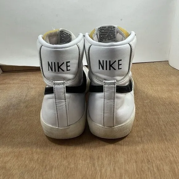 Nike Blazer Mid 77 Women’s Size 8 White Black CZ1055-100 Sneakers