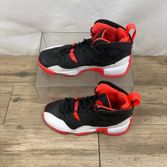 Nike Boys Air Jordan Jumpman Two Trey DQ8431-016 6.5 Youth/ Woman’s 8