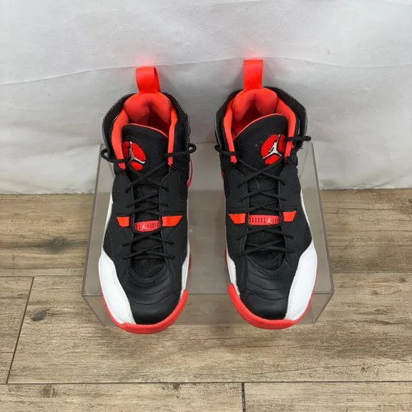 Nike Boys Air Jordan Jumpman Two Trey DQ8431-016 6.5 Youth/ Woman’s 8