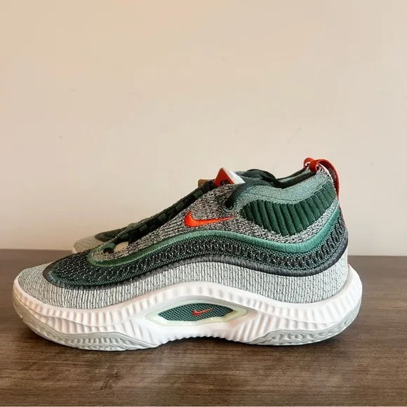 Nike Cosmic Unity 3 Culture Men's Shoe Size 8 SKU#243573