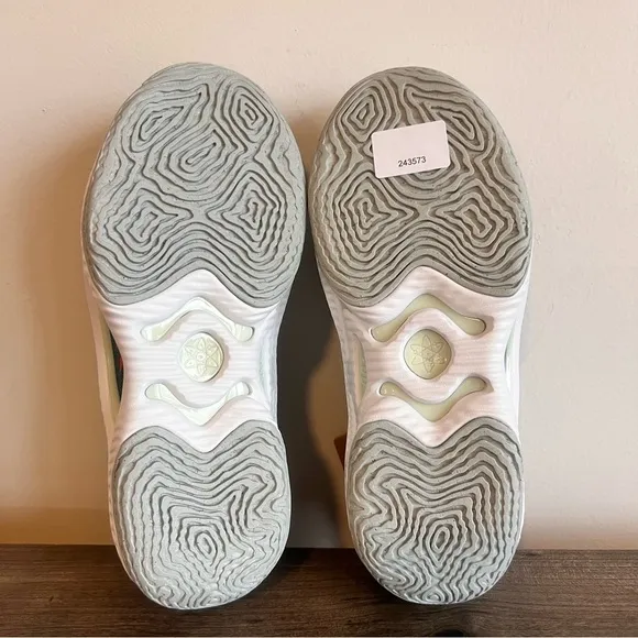Nike Cosmic Unity 3 Culture Men's Shoe Size 8 SKU#243573