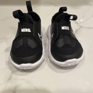 Nike Flex Runner 2 Baby/Toddler Shoes 4C DJ6039-002 New