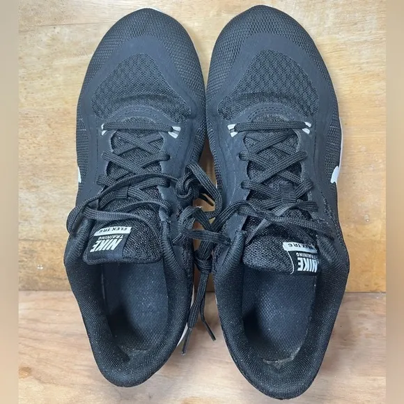 Nike Flex Trainer 6 Womens Sz 7 Wide Running Shoes Sneakers Blk White 831575-001