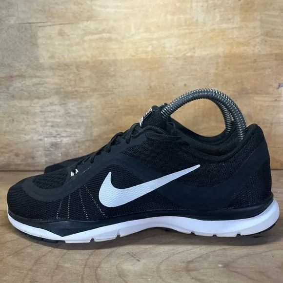 Nike Flex Trainer 6 Womens Sz 7 Wide Running Shoes Sneakers Blk White 831575-001