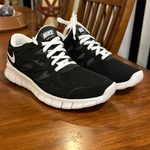 Nike Free Run  2 shoes sneakers 443816 001 new black white Women’s Size 6