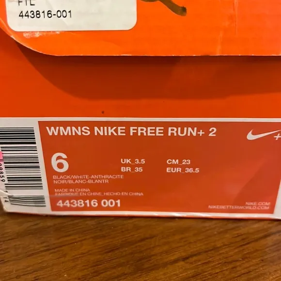 Nike Free Run  2 shoes sneakers 443816 001 new black white Women’s Size 6
