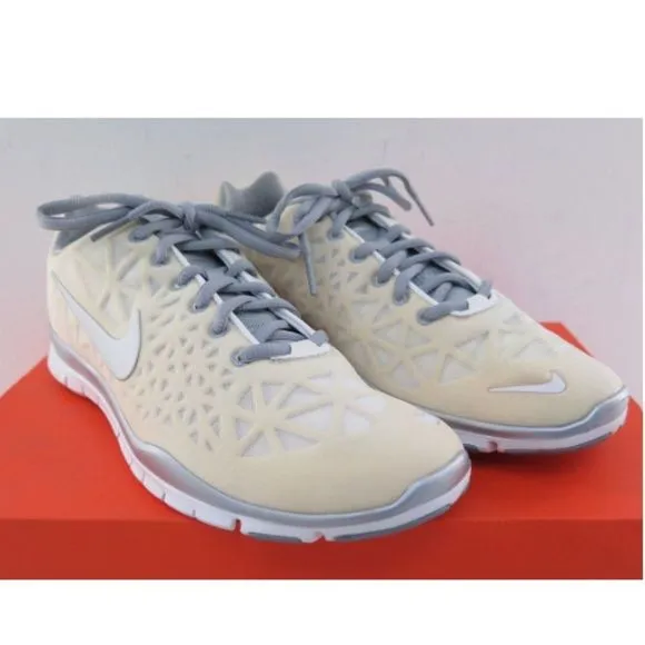 Nike Free TR Fit 3 White/Silver Crosstraining Shoe