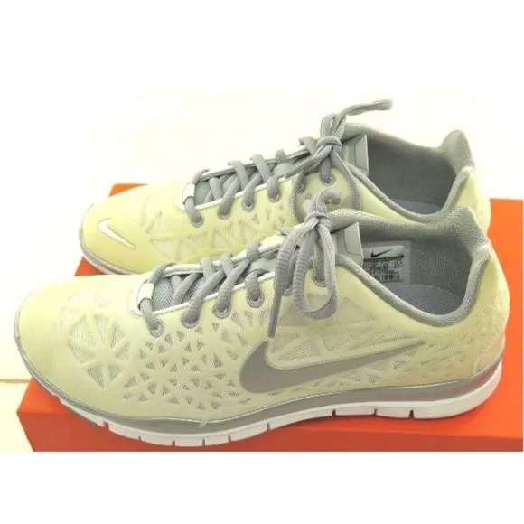 Nike Free TR Fit 3 White/Silver Crosstraining Shoe