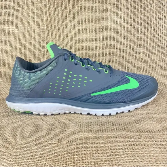 Nike Fs Lite Run 2 Size 14