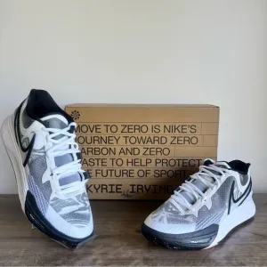 Nike Kyrie 8 Men's Shoe Size 11.5 #B1385