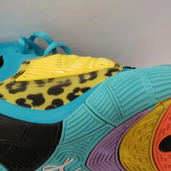 Nike Kyrie Animal Print Oracle Aqua Shoes Logo BQ5599-300 Kids 4 Y Youth 36 6