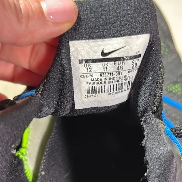 Nike Max Dynasty Black Running Shoes Size M 12