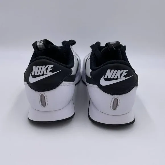 Nike MD Valiant SE White / Black Womens Shoes
