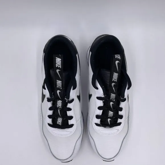 Nike MD Valiant SE White / Black Womens Shoes