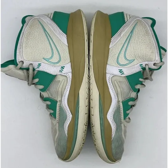 Nike Mens 7 Sue Bird x Kyrie Infinity Golden Tribute Basketball Shoes CZ0204-002