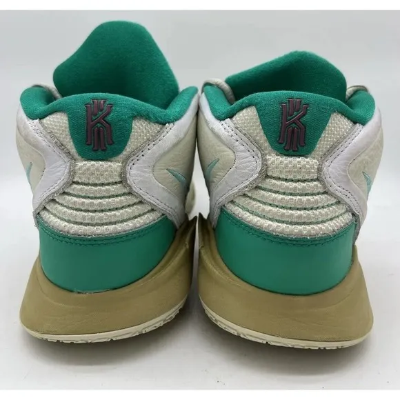 Nike Mens 7 Sue Bird x Kyrie Infinity Golden Tribute Basketball Shoes CZ0204-002