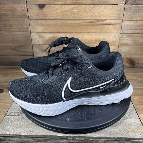 Nike Mens Size US 8.5 React Infinity Run Flyknit 2 Black Running Lace Up Shoes