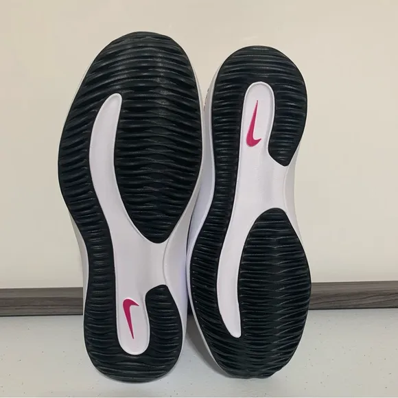 Nike React Ace Tour Golf Shoes-Size 6.5 NWOT