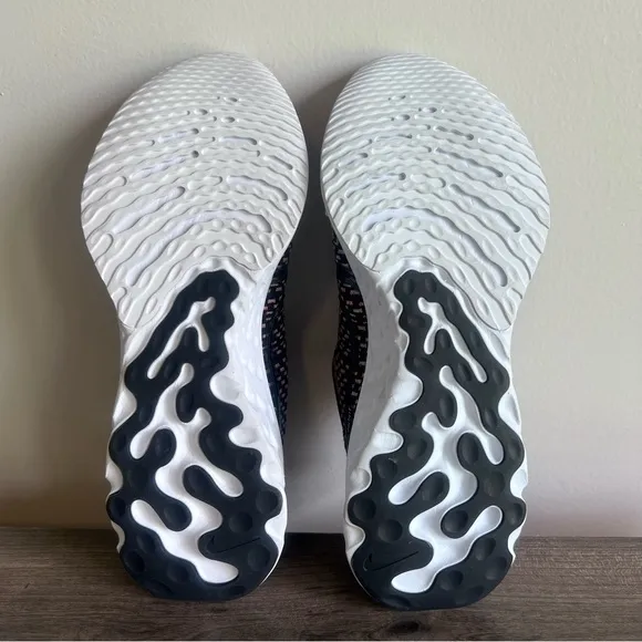 Nike React Infinity Run Flyknit Women's Shoe Size 11.5 #730