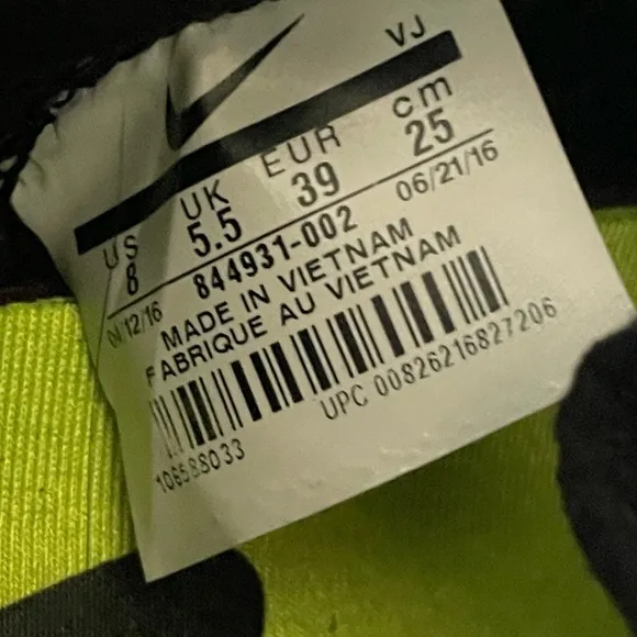 Nike Roshe Run Two Black Anthracite 854931-002 Women’s Size 8