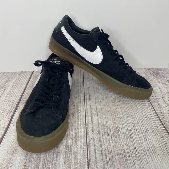 Nike SB Zoom Blazer Low Pro GT Black/White Gum Bottom Soles Mens Size 13 US Men