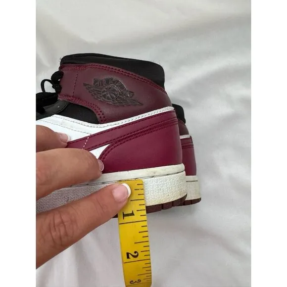 Nike Shoes Air Jordan 1 Mid SE Burgundy Beetroot Gold Pendants Sneakers 9.5