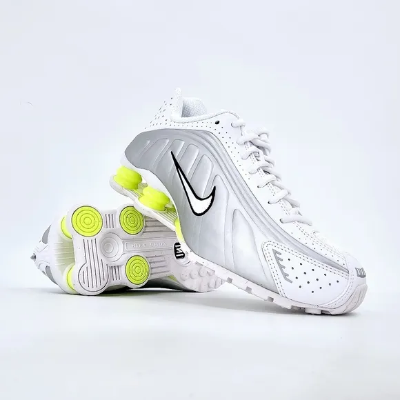 Nike Shox R4 Women's Casual Shoes